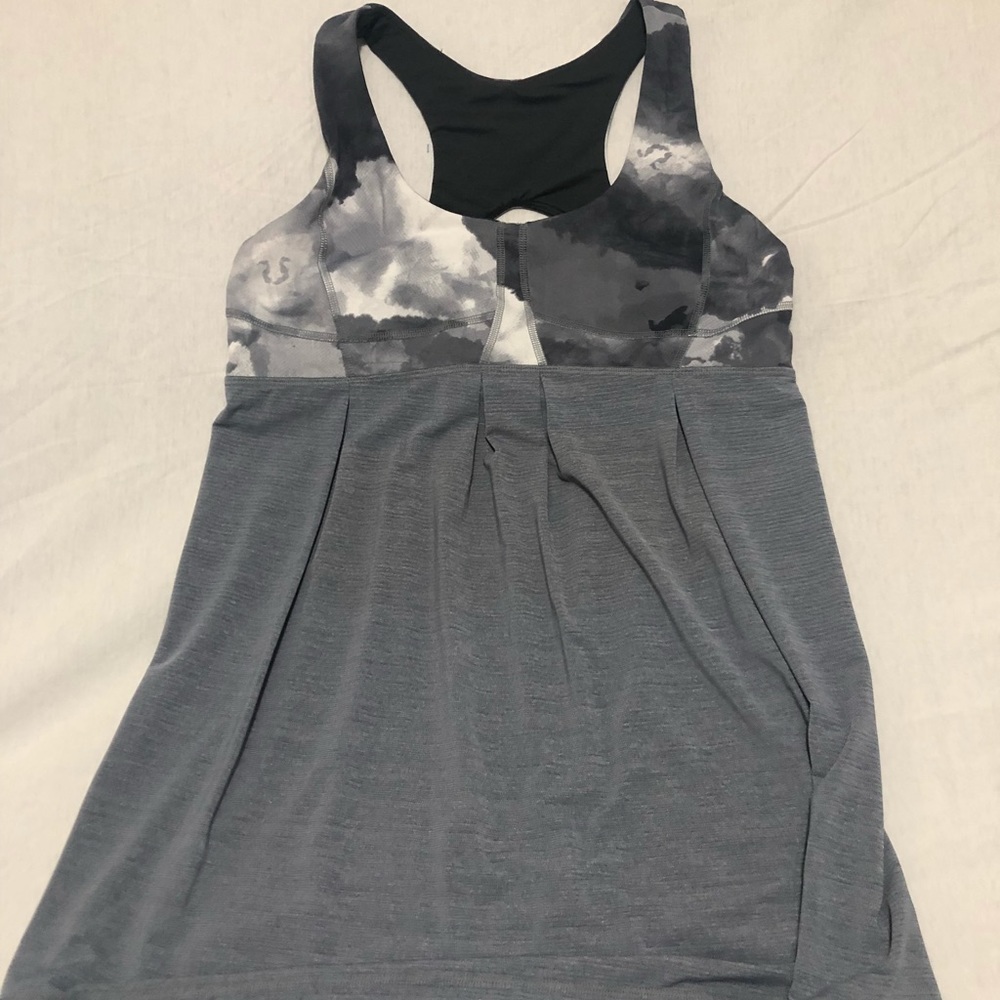lululemon tank